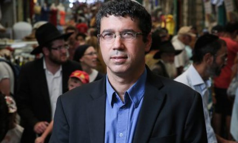 "מצטער כבוד הרב&nbsp;חיים נבון. הפעם אתה טועה"