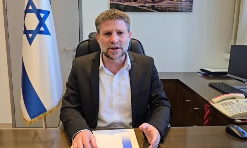 סמוטריץ' על הפצ"רית: "כמעט בגידה. מקומה בכלא"