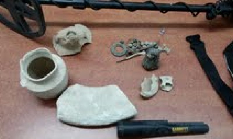 האינסטלטור התגלה כשודד עתיקות