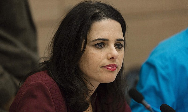 שקד: "העבירו את המכללות הצבאיות לירושלים"