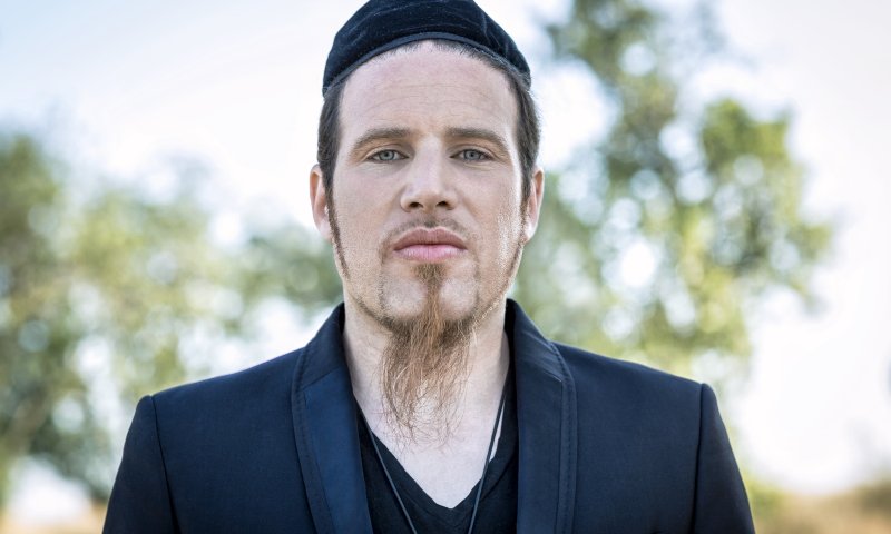 מחזיר את הלב לבית: בוצר בסינגל חדש ומרגש