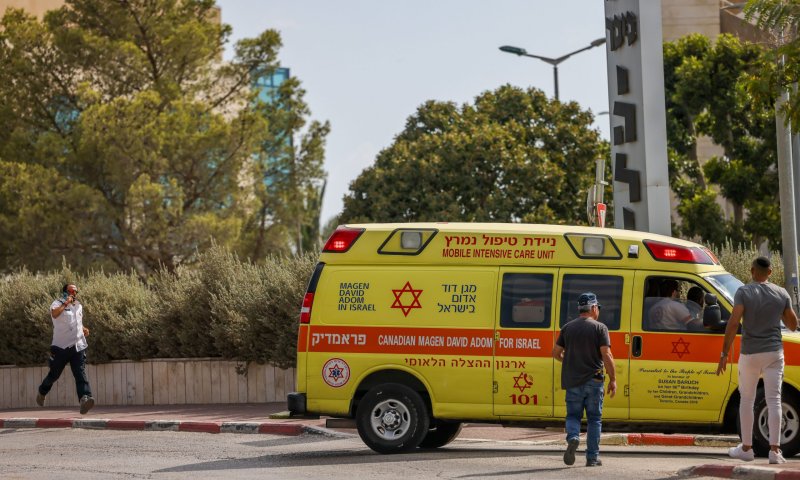 3 פצועים בדקירות בין בדואים בבית המשפט בבאר שבע