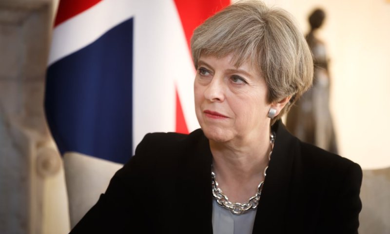 תרזה מיי מאיימת: "האחדות של בריטניה בסכנה"