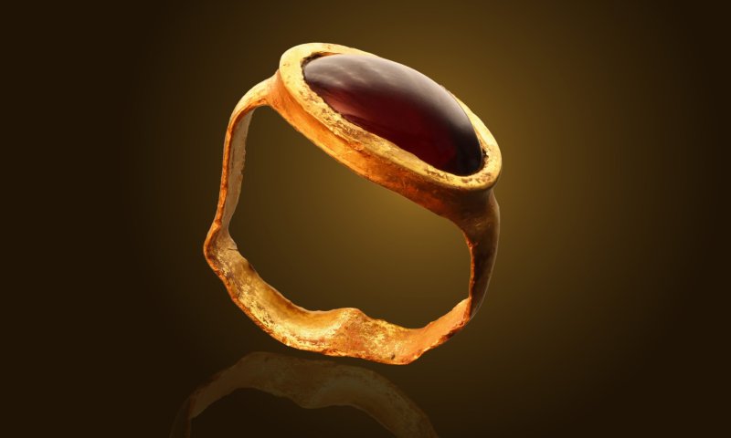 בתוך פחות משנה: טבעת זהב שנייה נחשפה בעיר דוד