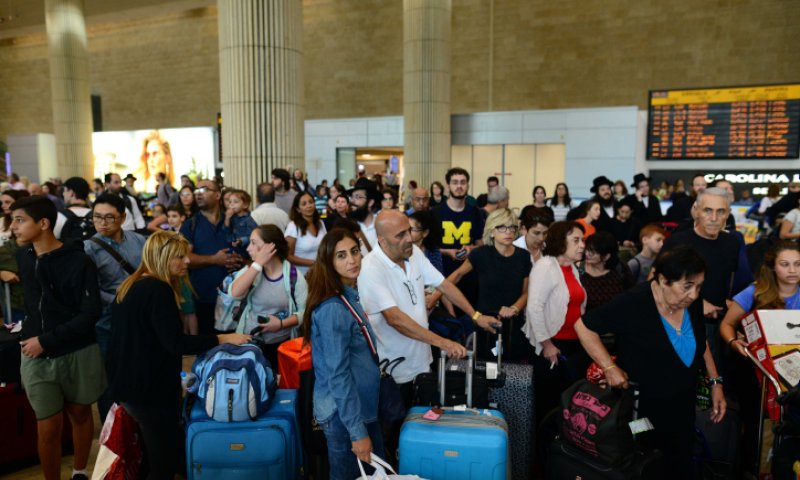 החל ממוצ"ש: אין יותר טופס לנוסע הנכנס לארץ