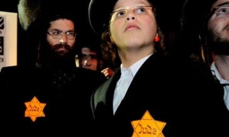 חצי שנת מאסר למשתמש בהפגנות בסמלים הקשורים לשואה