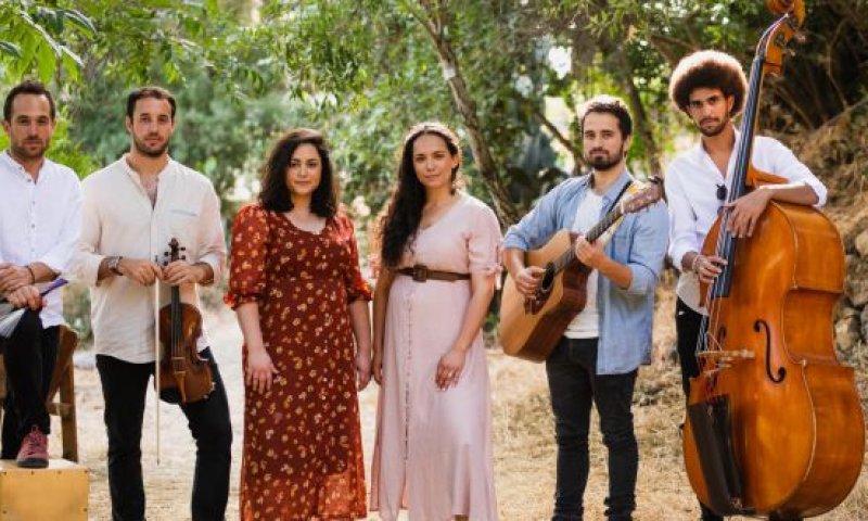 הרכב טנדו בביצוע חדש: "מַה נָּאווּ עֲלֵי"