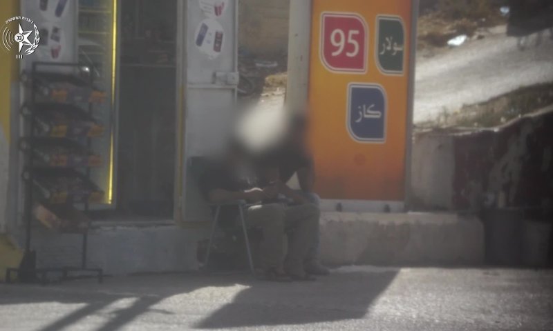 תיעוד נדיר: מסתערבים "קוטפים" מחבל מתחנת דלק