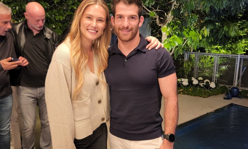 בר רפאלי במפגש מרגש עם הפצוע מצוק איתן