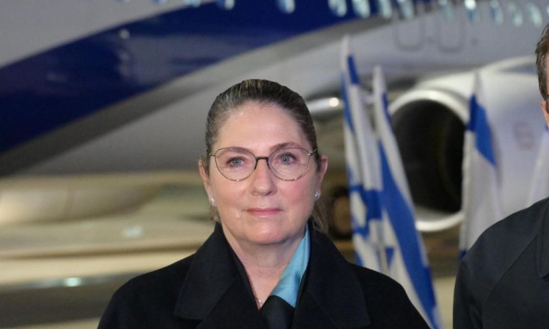 מדהימה: האזרחית מספר אחת בלוק מושלם