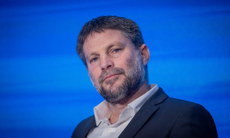 סמוטריץ' מתריע מאסון: "המשך הקונספציה הישנה"