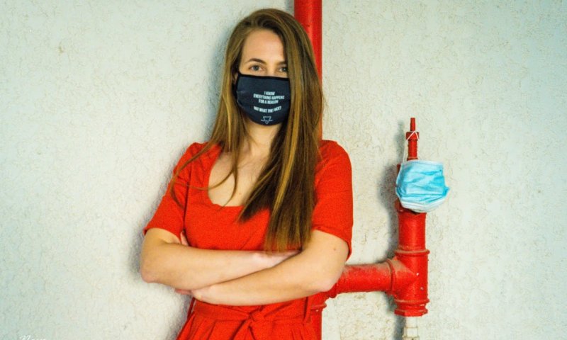 למה לי בידוד עכשיו: חלי בן שחר סופרת את הימים לסגר