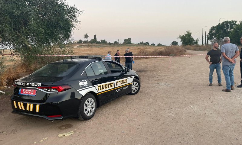 חשד לרצח ברחובות: אישה אותרה ללא רוח חיים בשדה
