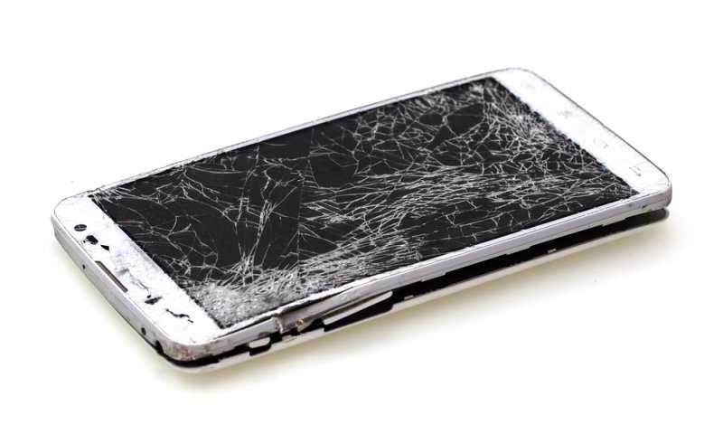 תשכחו ממגן זכוכית: הכירו את המסך שלא נשבר לעולם