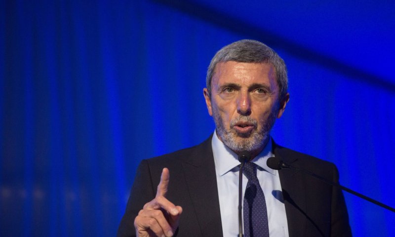 השר פרץ על אירועי אמש: "24 שעות של התנהלות מבישה"