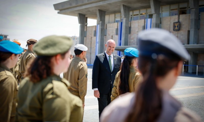 אוחנה לחיילים המצטיינים: ״הפכתם למקור העוצמה של עם ישראל״