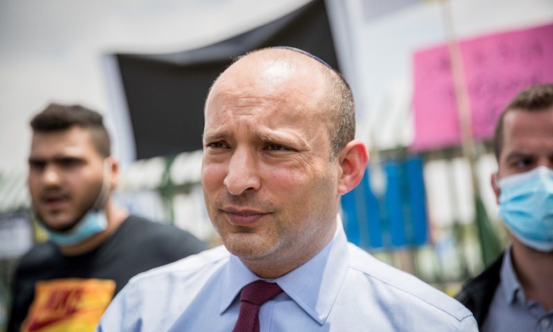 סקר מנדטים: בנט עוקף את לפיד; ימינה השניה בגודלה