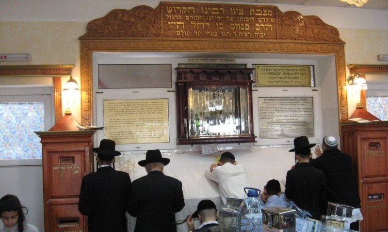 האם קברו של ר' נחמן מברסלב יעשה עלייה לישראל?