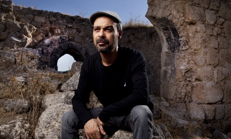 עמיר בניון משתף פעולה עם המפיק של עומר אדם&bull;צפו