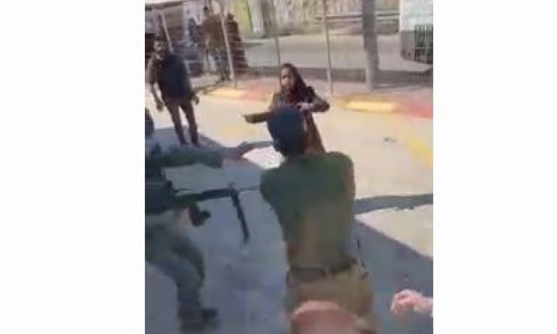 תיעוד מזירת הפיגוע: ניסתה לדקור חיילים ונוטרלה. צפו