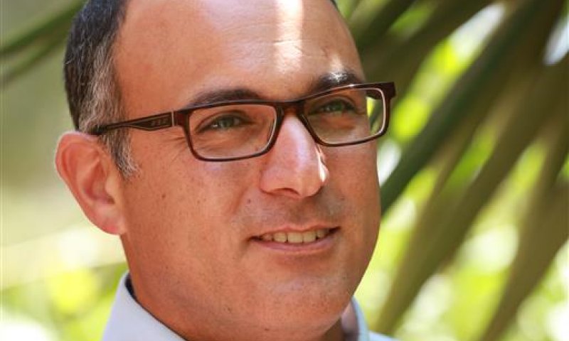 סגנו של בנט במועצת יש"ע מצטרף לפריימריז