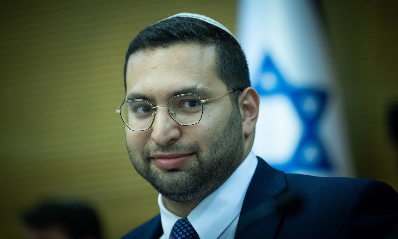 רגע לפני שפורש: וסרלאוף העביר מאות מיליוני שקלים לנגב והגליל