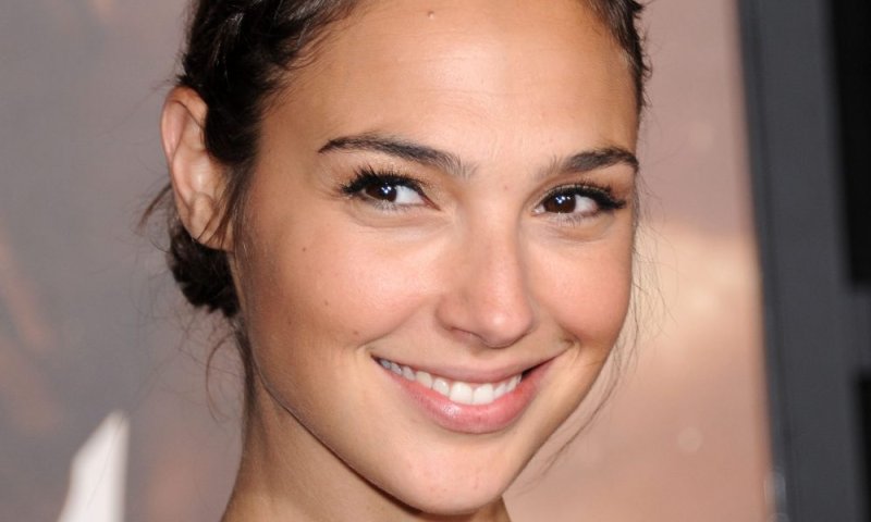 מסתמן: האם גל גדות תזכה להדליק משואה השנה?