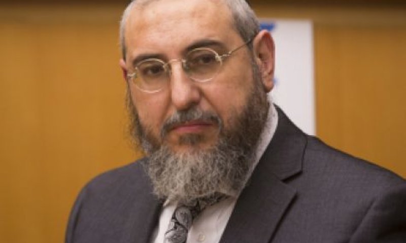 "התורה לא ירדה מהר סיני רק לאשכנז ולליטא"