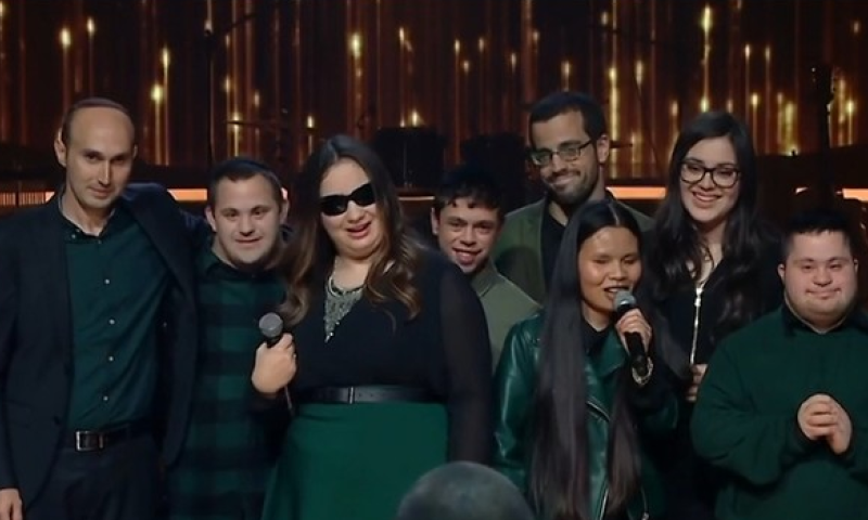 הצביעו: איזה ביצוע של להקת שלוה הכי אהבתם?