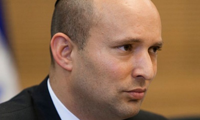 בנט: "פועלים כדי לצמצם את הפגיעה בעולם התורה"