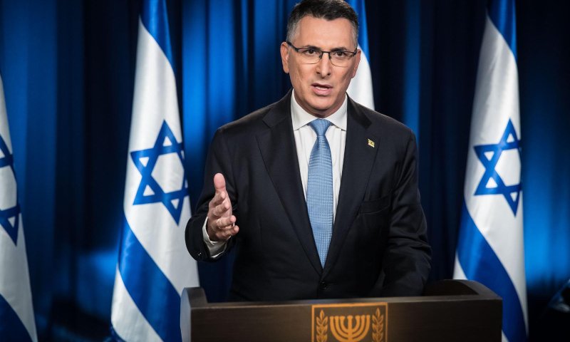 סער: "נתניהו מנסה לצייר תמונה ורודה, אך נכשל"