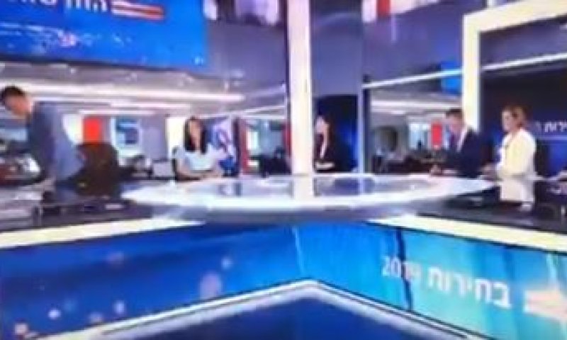 "תמיד חושש מזה": כתב חדשות 12 מעד בשידור חי