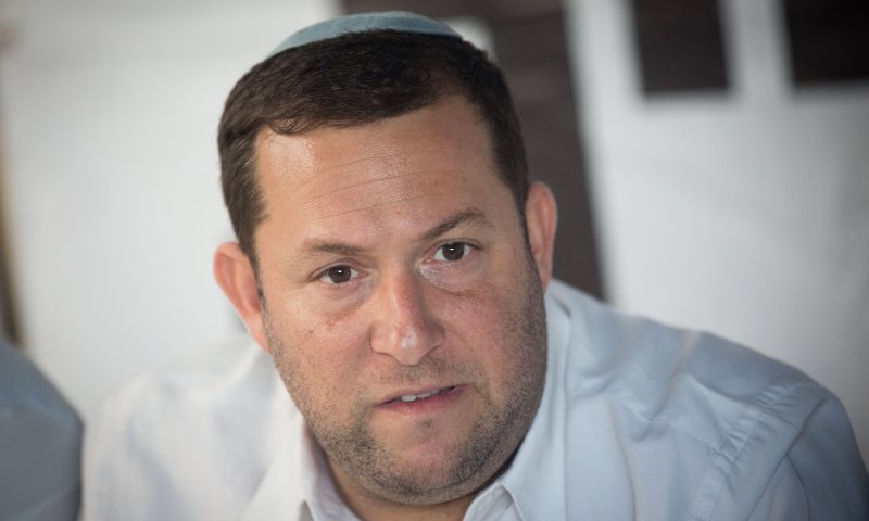 יוסי דגן נגד נתניהו: "מתבייש בממשלה שלי"