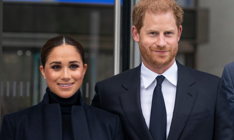 "לא תהיה דרך חזרה": הקו האדום של המלך לבנו הארי