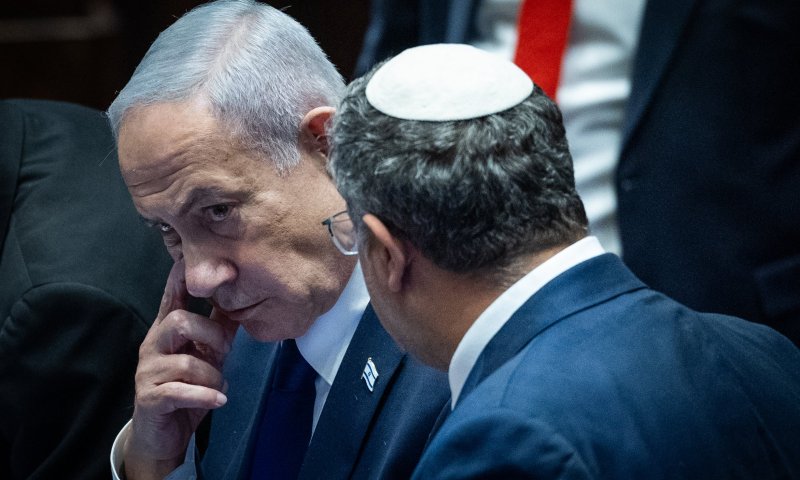 סקר מנדטים: נתניהו נחלש, הישג אדיר לאופוזיציה