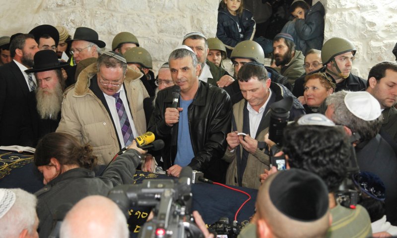 שרים במעמד חניכת קבר יוסף: "עוד יגדלו כאן ילדים"