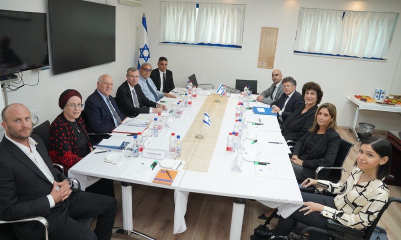 לראשונה: לוין מכנס את הוועדה לבחירת&nbsp;שופטים