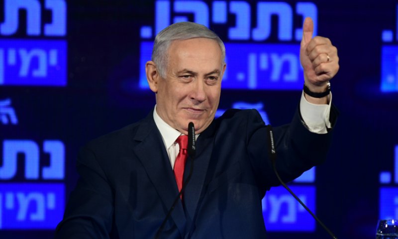 סקר: נתניהו נצמד לגנץ, כחלון וליברמן עוברים