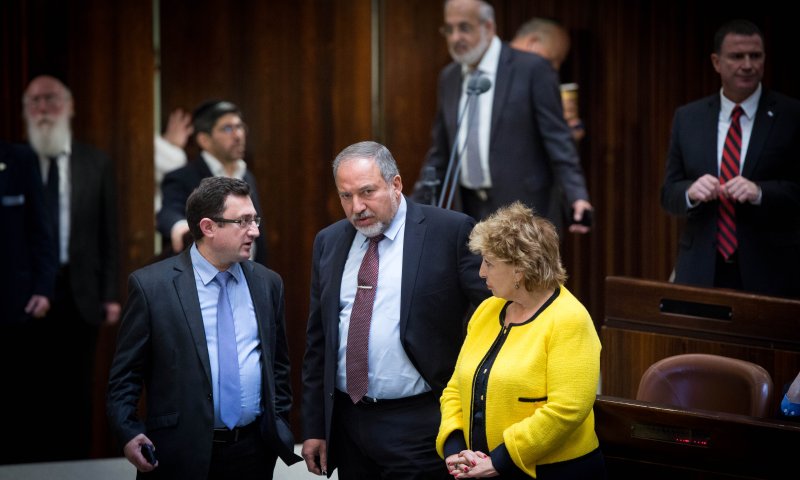 הח"כ מישראל ביתנו פורש מהפוליטיקה