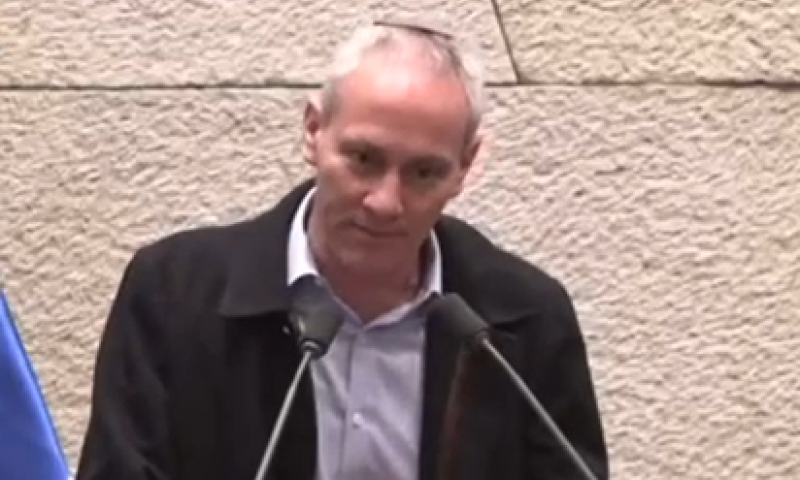 חילי טרופר משיב לאמסלם: "תתנצל על השפה הנמוכה"