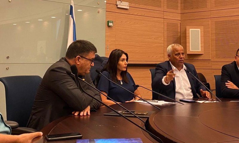 ביטון בכנס של האופוזיציה: "הסתירו מאיתנו מידע"