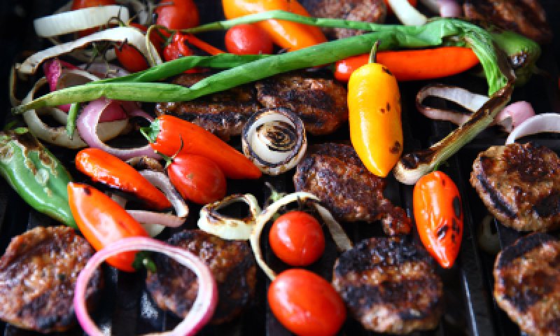 אין בעיה הלכתית לאכול את ההמבורגר הסינתטי