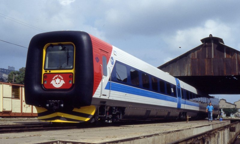 אחרי 31 שנה, הרכבת נפרדת מהקרונות האהובים