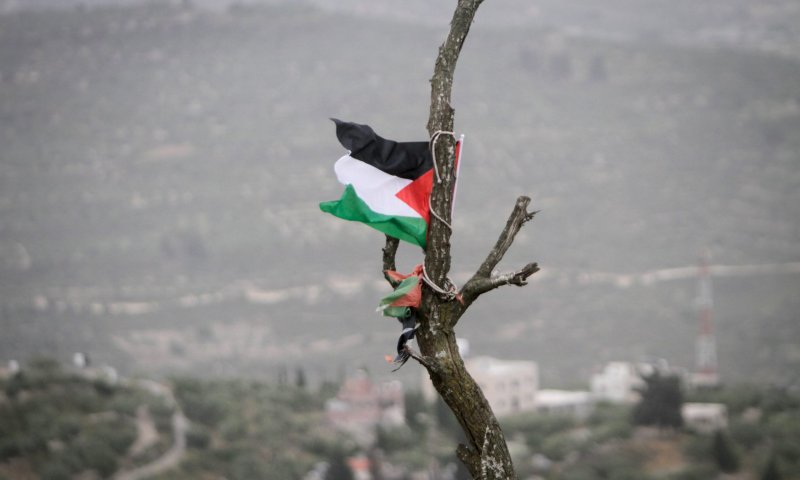 פצוע קל ממטען שהוצב סמוך לדגל פלסטין בבנימין