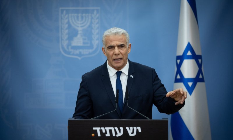 לפיד: נתניהו צריך לרסן את השרים או שנשלם בחיי אדם