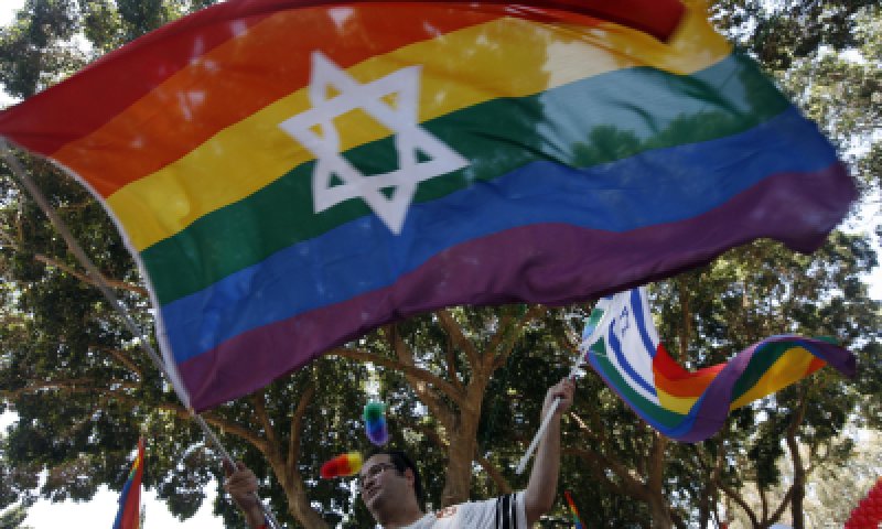 איך הקהילה הגאה אחראית לנישואיו של חברי הטוב