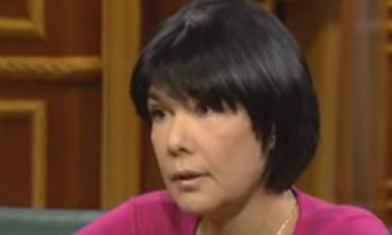 אכזבה בריו: "אני כרגע מפוטרת; מישהו רוצה לקחת אותי?"