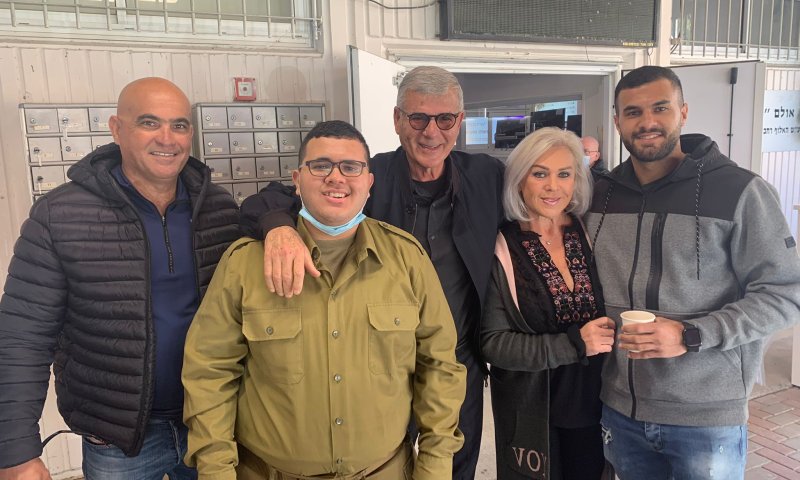 התינוק שנפגע בפרשת רמדיה התגייס לצה"ל