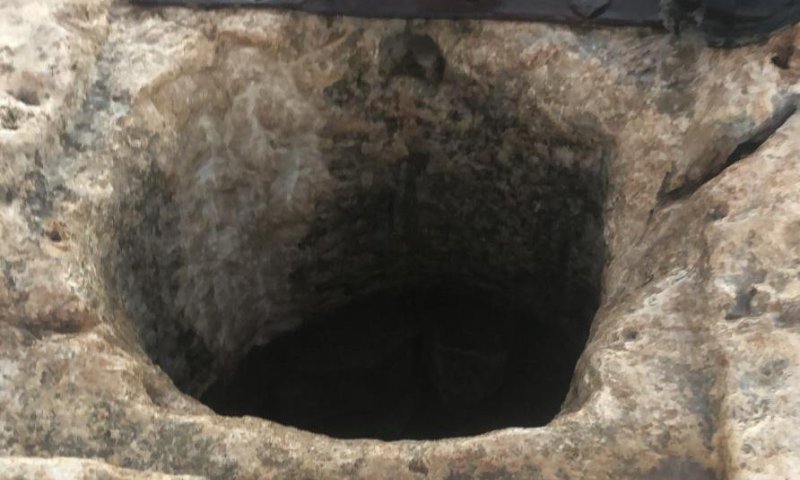 נעדרת בת 80 נמצאה בתוך בור במצב בינוני