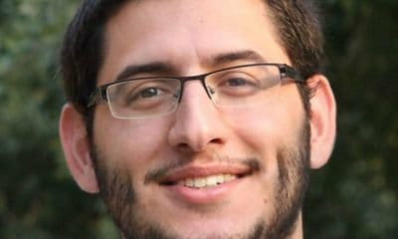 אבישי גרינצייג תובע את אלי ציפורי: 'מסע השפלות ולעג'